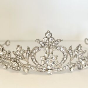 Tiara 06