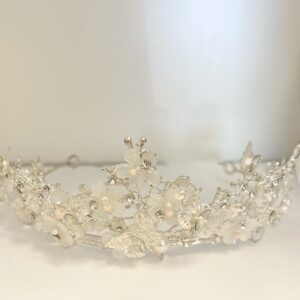 Tiara 04